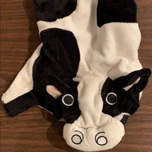 Top Paw Cow Costume M 13” w 17”l (approximately)